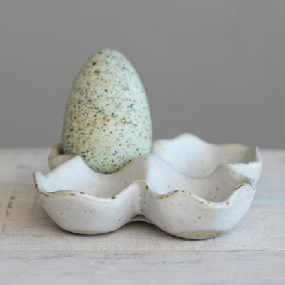 Stoneware 4 Egg Holder