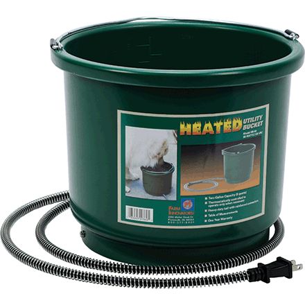 Farm Innovators Plastic Heated 2 Gallon Bucket