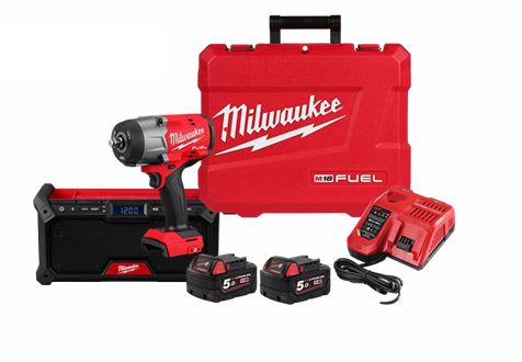 Milwaukee M18FPP2AT2BD502C 18V 5.0Ah Li-ion Cordless Fuel 1/2&quot; Drive High Torque Impact Wrench with Friction Ring Combo Kit