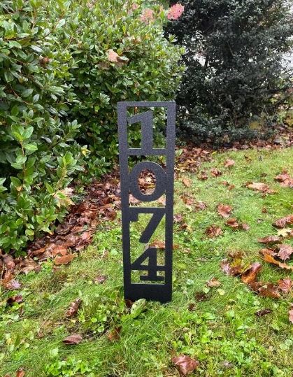 Heavy Steel Cutout Vertical Lawn Yard House Pillar Address Number Sign