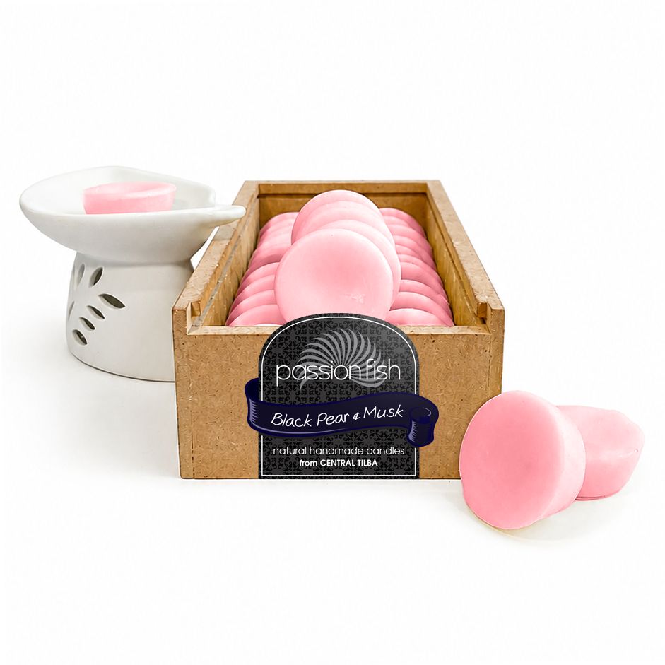 Black Pear and Musk 30hr Soy Melt