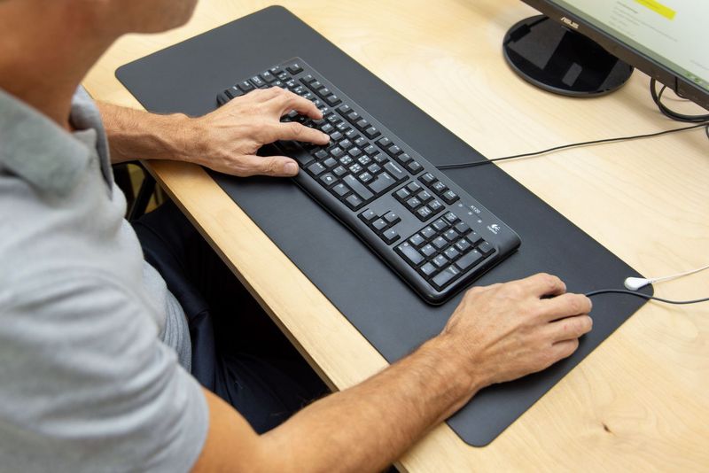 Erdungsprodukt Schreibunterlage 76 cm x 35 cm Erdungsprodukt Schreibunterlage 76 cm x 35 cm