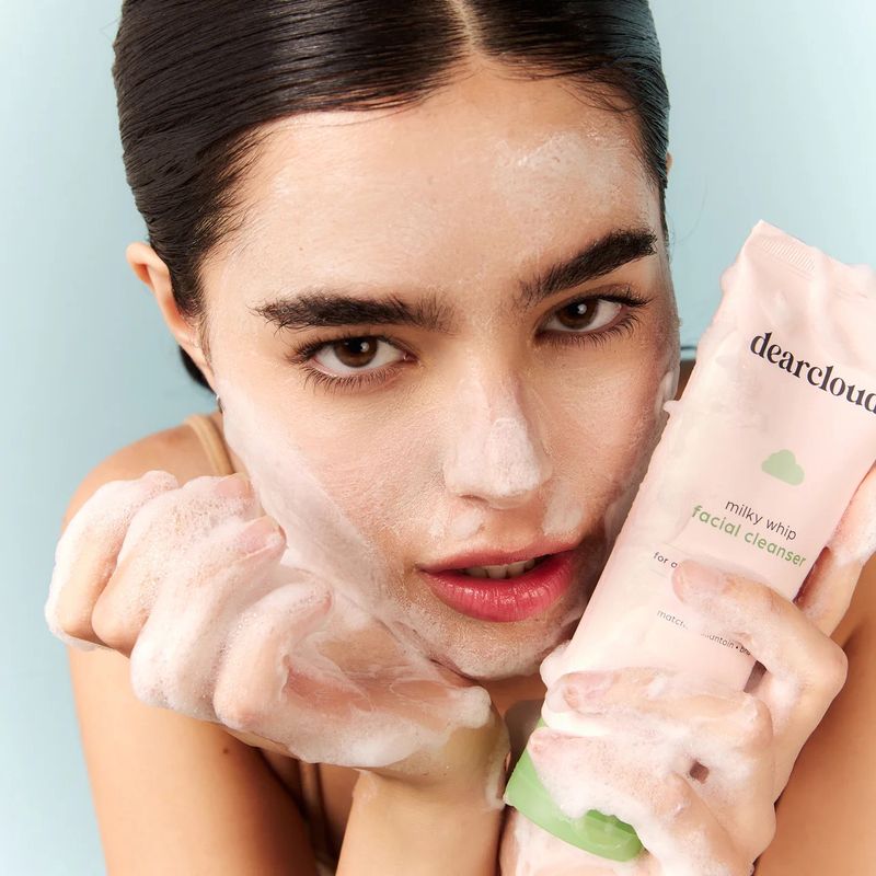 Dearcloud Milky Whip Facial Cleanser 150ml