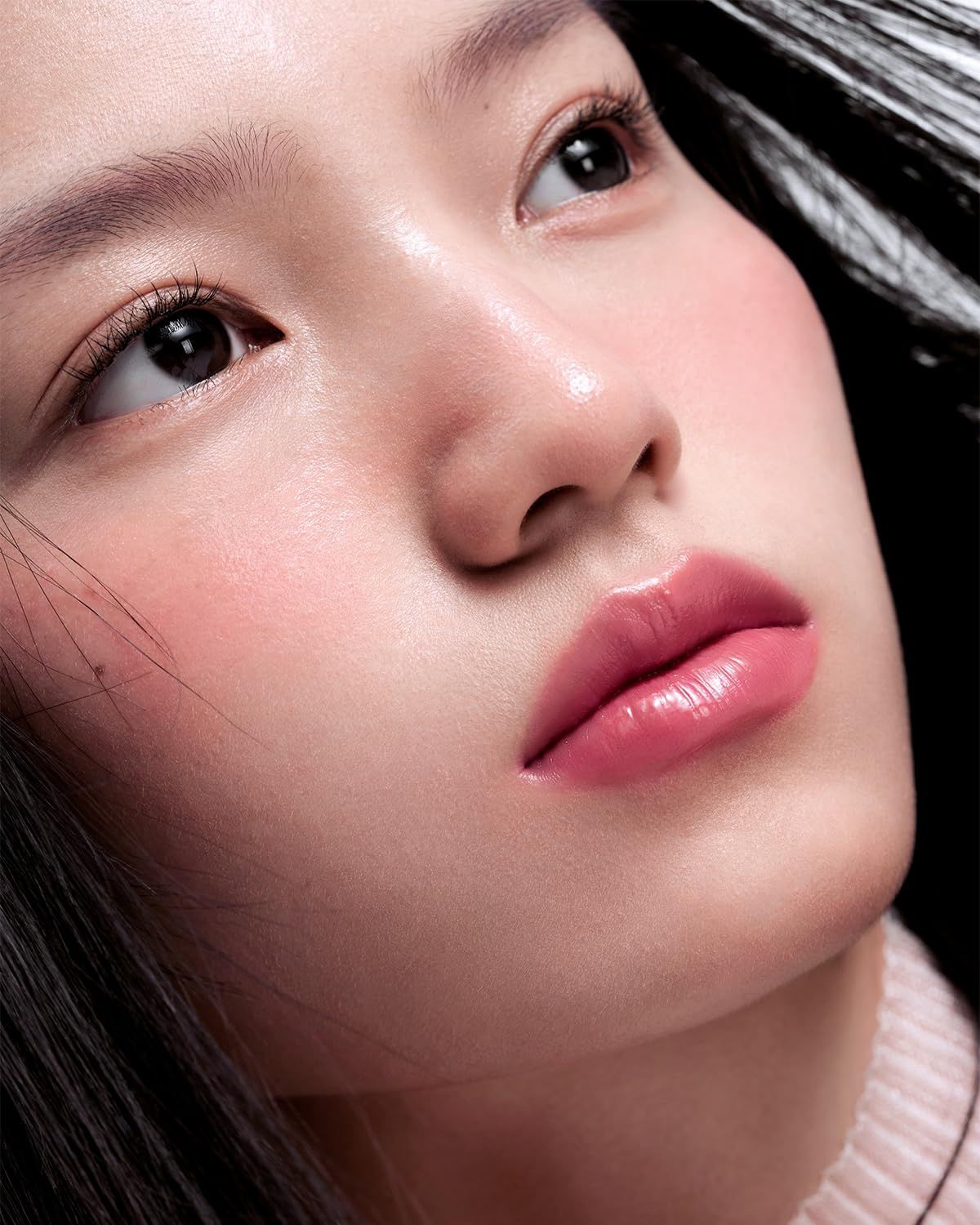 Into You Glowing Lipstick GL04
