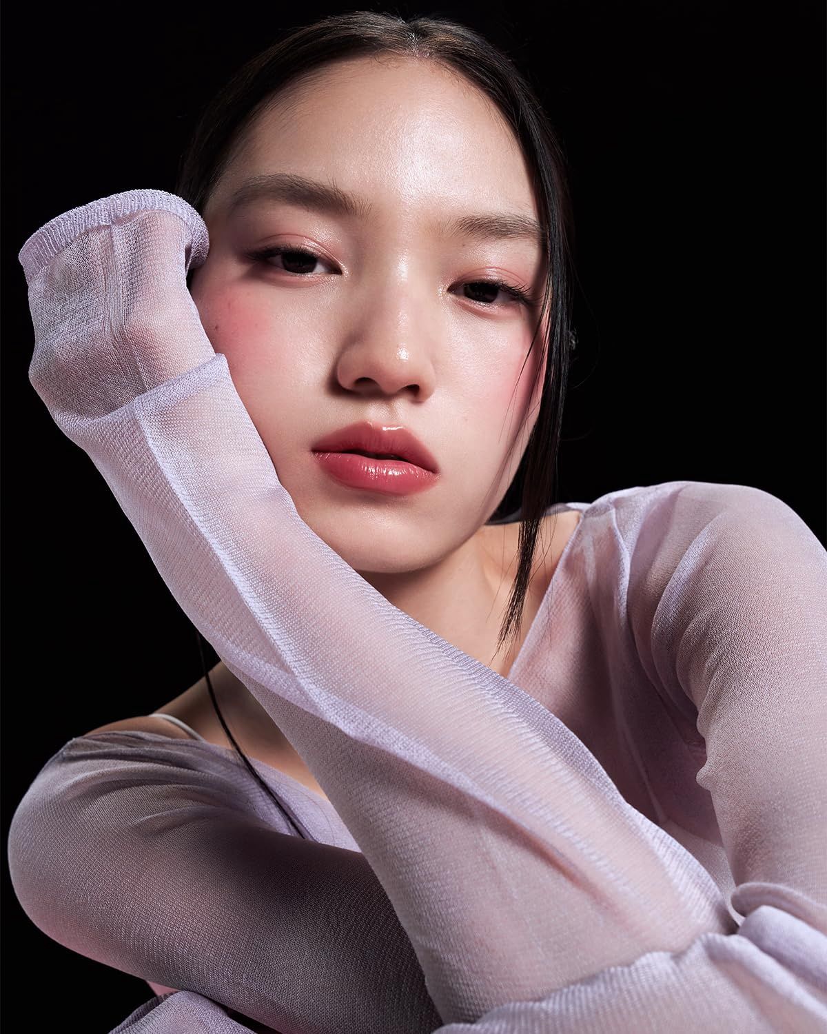 Into You Glowing Lipstick GL03