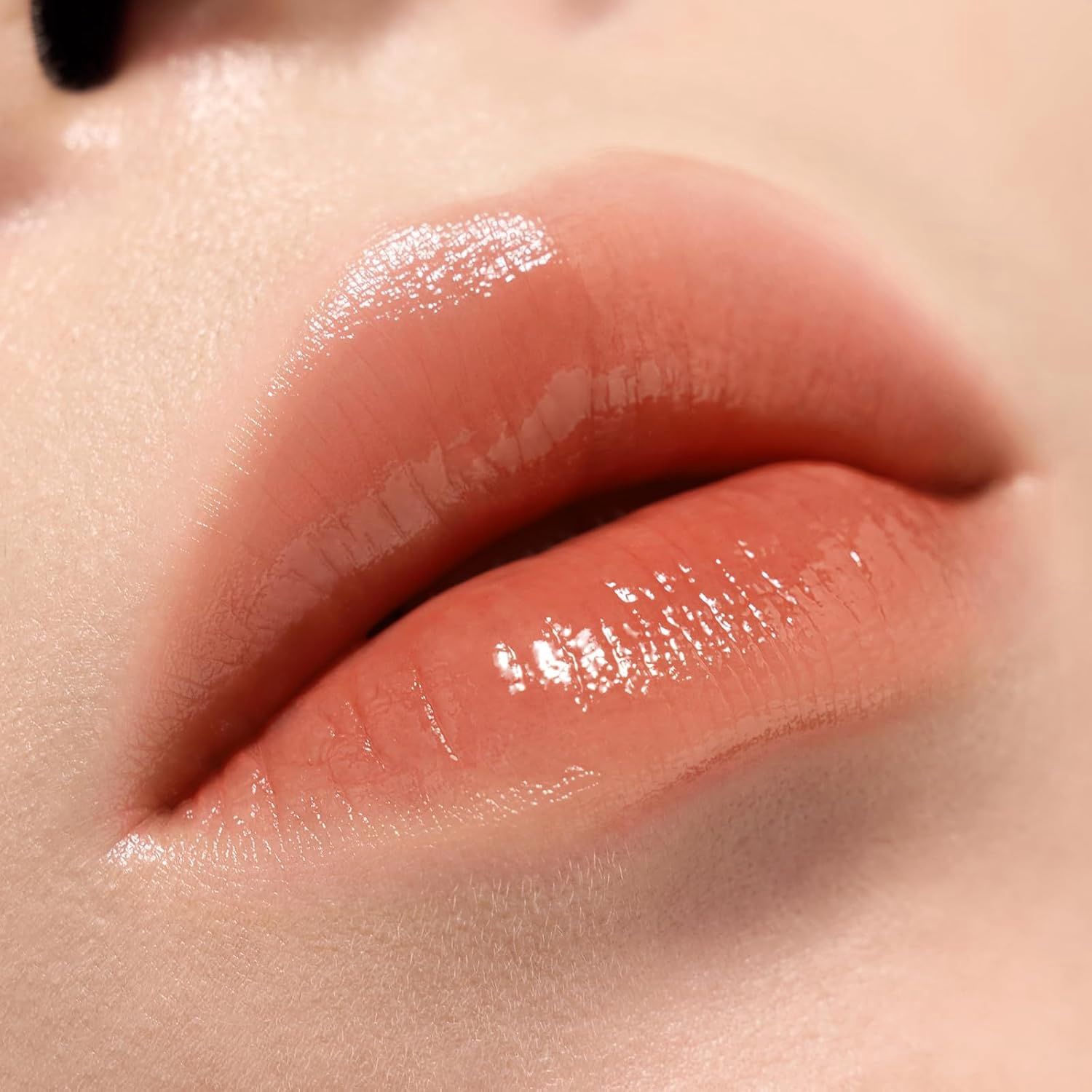 Into You Glowing Lipstick GL06