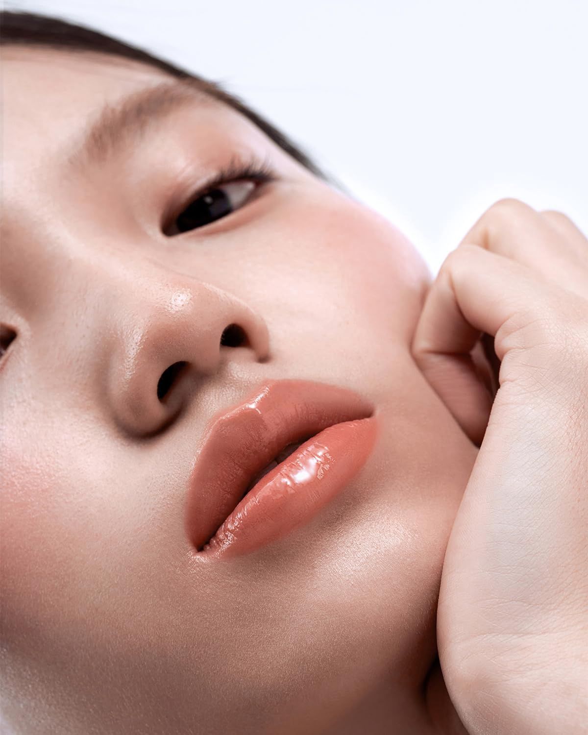 Into You Glowing Lipstick  GL01