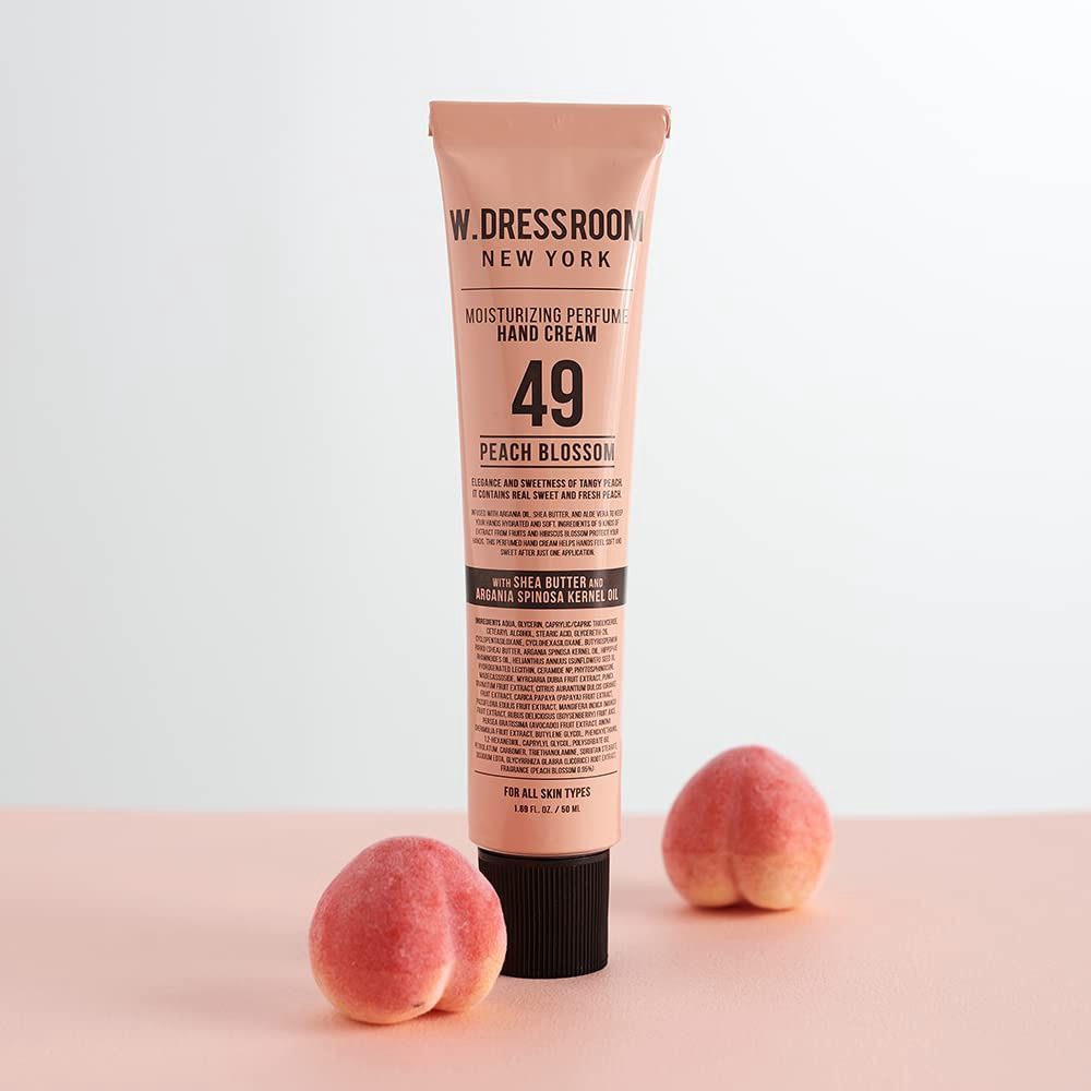 W. Dressroom Moisturizing Perfume Hand Cream 49 Peach Blossom 50ml
