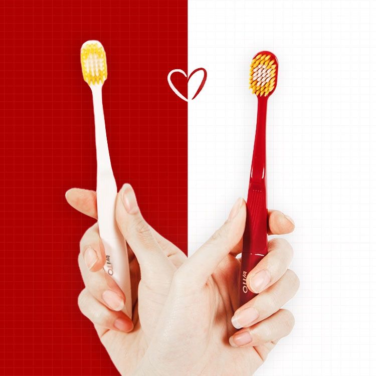 ITO The premium HZ61 Two-Color Ultra-fine Bristle Wide head Toothbrush Set (Red &amp; White) 2 pcs