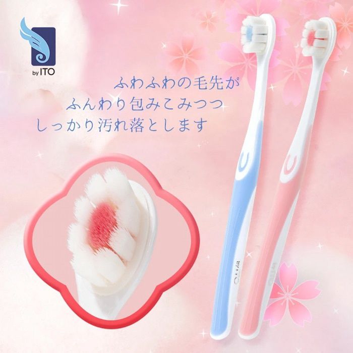 ITO The Premium Petal-Dhaped Ultra-fine Bristle Toothbrush (Random Color) 1pc