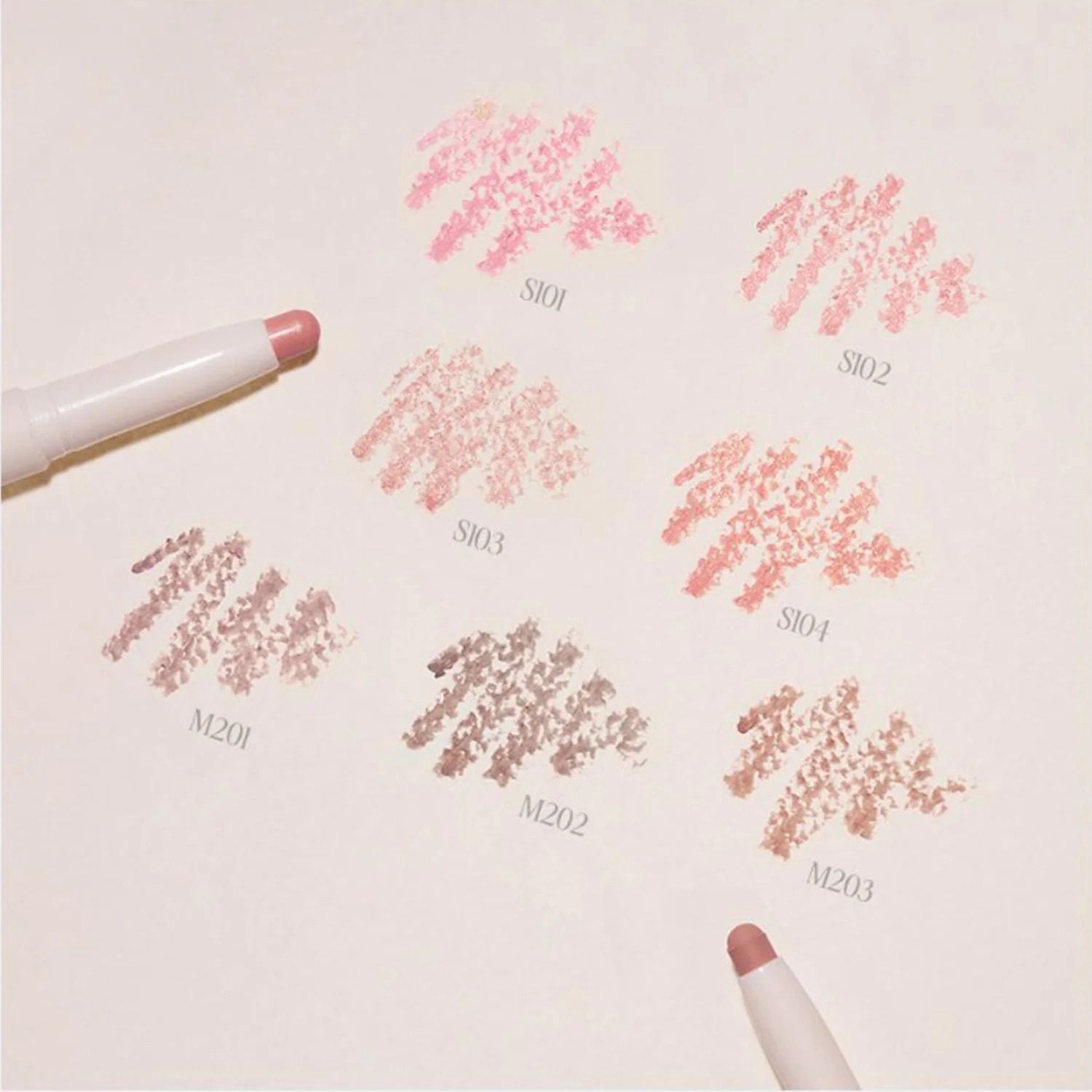 Clio Soft Blending Shadow Stick M202 Gray Fudge