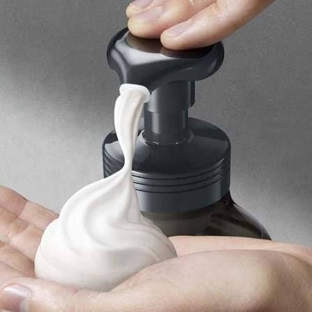 Kao Biore The Hand Peaceful Days Deep Foaming Hand Soap - Mineral Musk 280ml