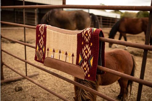 Impact Gel Aim High Saddle Pad 34" W x 32" L Gryffindor