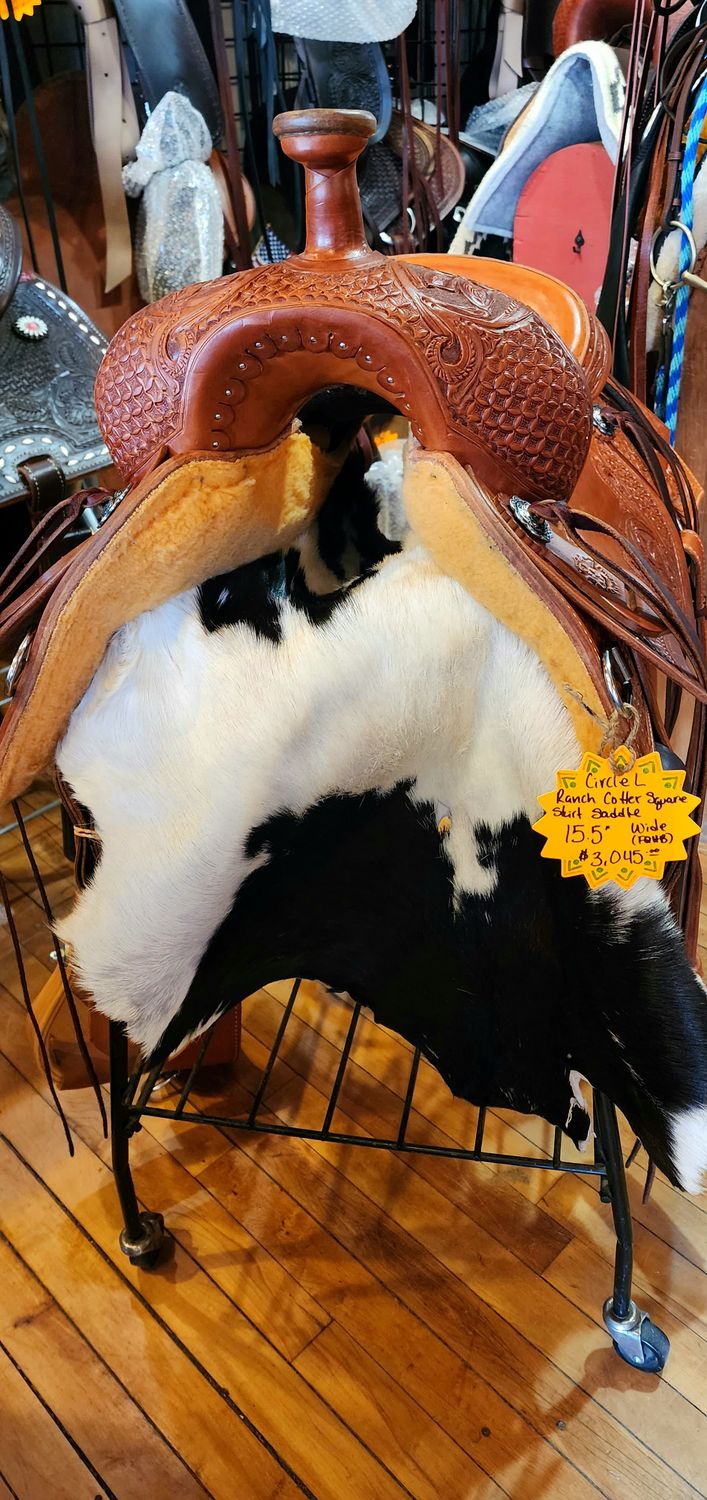 15.5" Wide Circle L Square Skirt Ranch Cutter Saddle - Regular Oil
