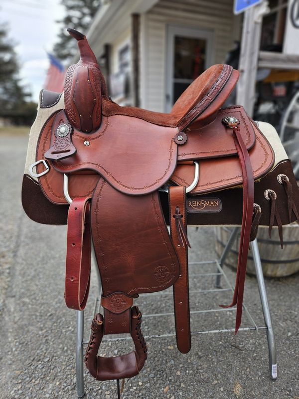 14" Wide Circle L All Around Saddle - Medium Oil w/Barb Wire Tooling