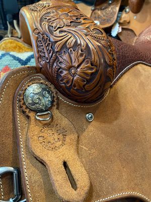 15.5" Wide Circle L Reiner Saddle