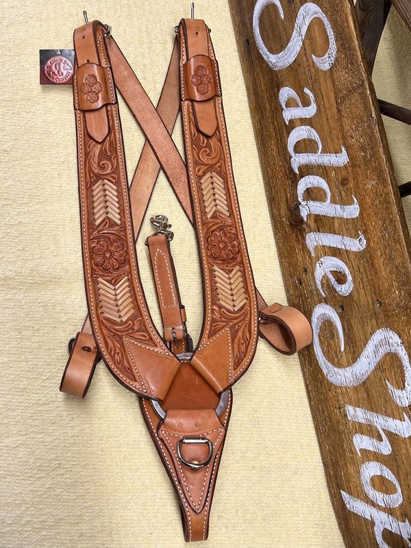 Justin Cody Pulling Collar with Rawhide Stitch - Light Oil Floral