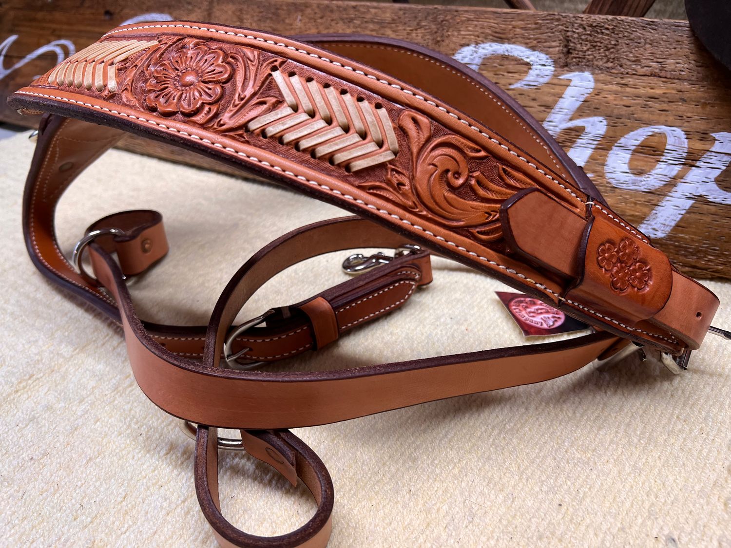 Justin Cody Pulling Collar with Rawhide Stitch - Light Oil Floral