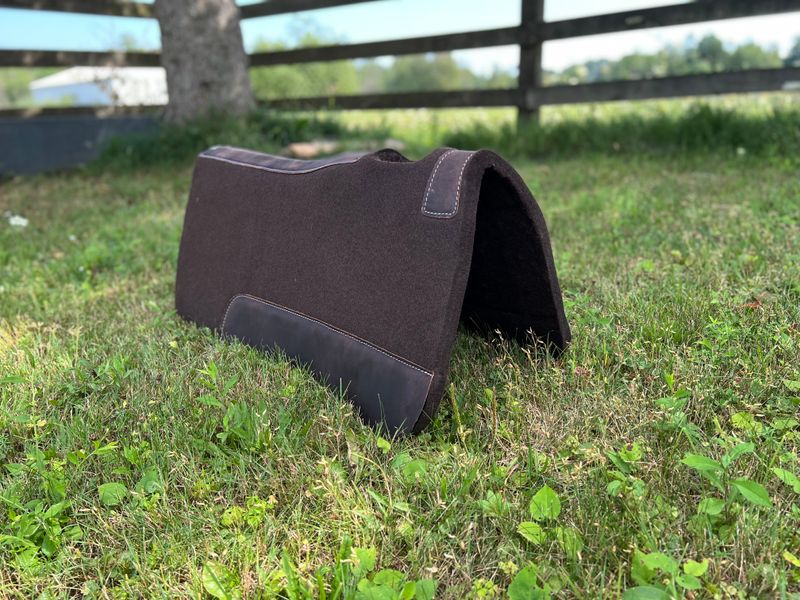 Wool Felt Western Pad, Dark Brown - 32"D X 32"L X 1"