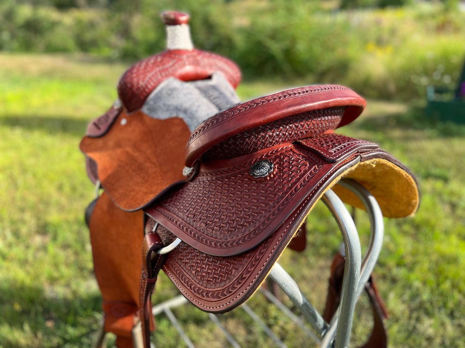 15" Wide Circle L Basket Tooled Ranch Roping Saddle