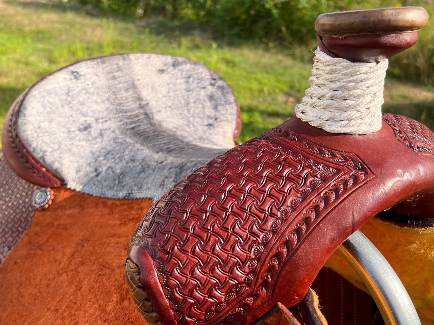 15" Wide Circle L Basket Tooled Ranch Roping Saddle