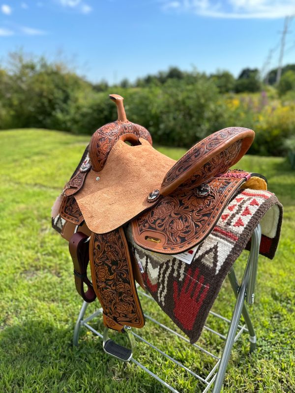 15" Wild Star Barrel Saddle