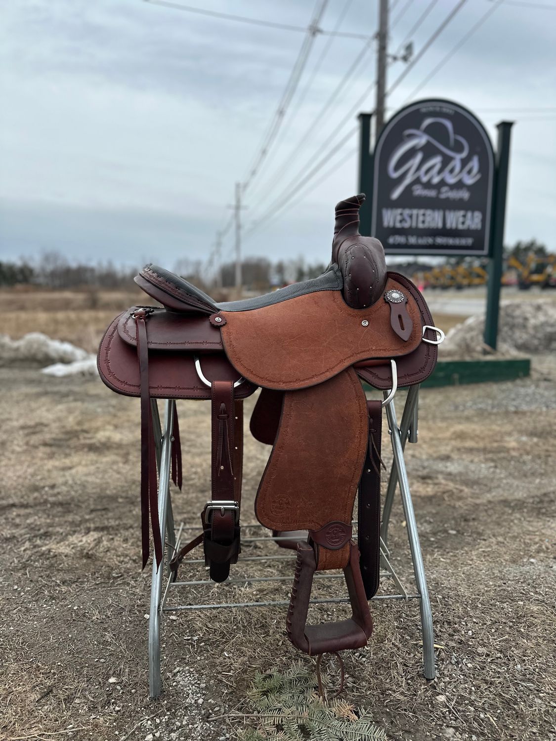 17" Wide Circle L Ranch Roper -  Dark Oil