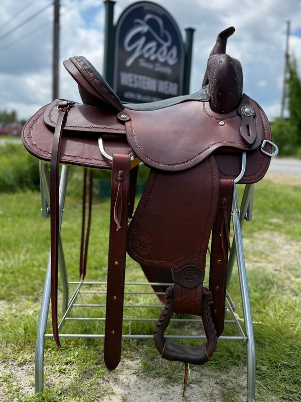 15" Wide Circle L All Around Saddle - Dark Oil