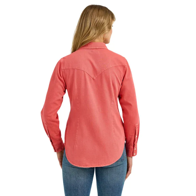 Women's Wrangler Retro® Punchy Vintage Cowboy Snap Top - Coral