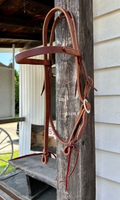 Circle L One Buckle Headstall - Horse Size Dk. Oil Plain