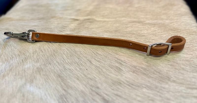 Flank Cinch Connector Strap, Light Oil