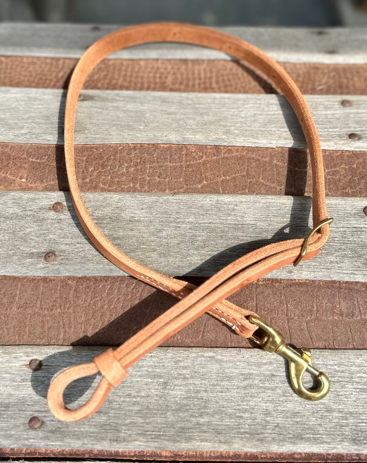 Leather Tie Down Strap with Snap - Horse, Color: Light