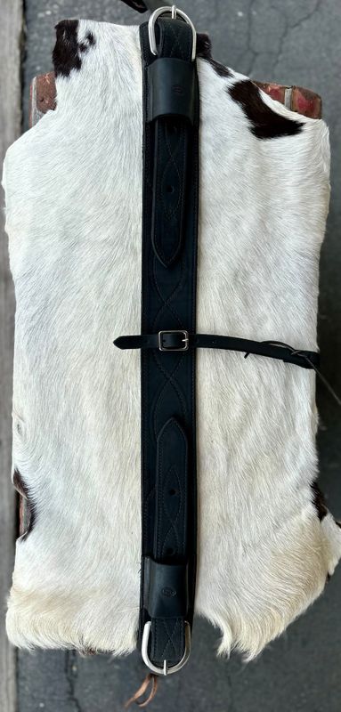 Circle L Flank Cinch with Billets