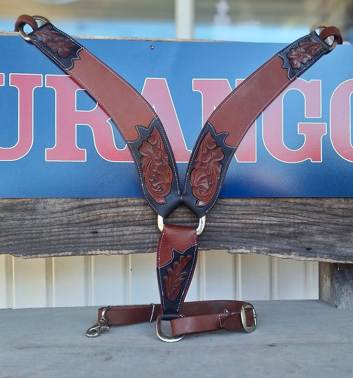 Justin Cody Black & Tan Breast Collar - Medium Oil