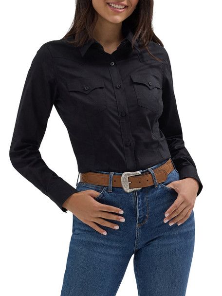 Women's Wrangler Retro® Long Sleeve Solid Shirt - Black
