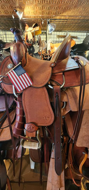 13" Wide Circle L Ranch Roper -  Med Oil