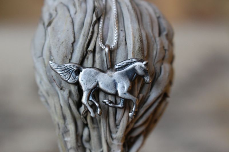 Kotah Bear Running Horse Pendant