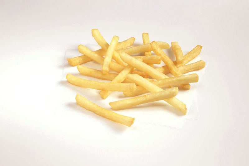 Papa frita Stealth Fries, shoestring. Papa corte regular sin cáscara. Lambweston.  6 bolsas de 2.04…