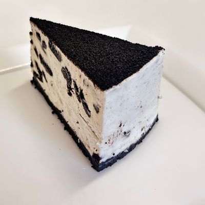Cheesecake de Oreo® con 12 rebanadas Cheesecke de oreo®, cheesecake de oreo rebanado, cheesecake oreo 12 rebanadas, pay de oreo con 12 r…