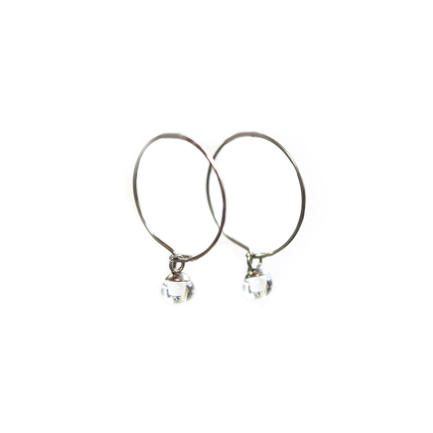 Boucle d&#39;oreilles anneaux light clair