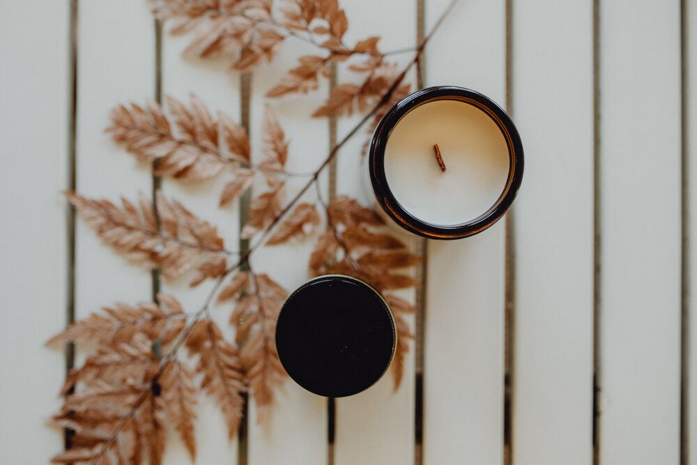 Chandelle Dans les bois   Sauge et sel de mer 8 0z
