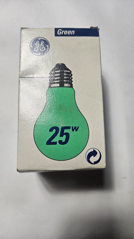 General Electric Glühbirne 25W E27 230-240V Grün