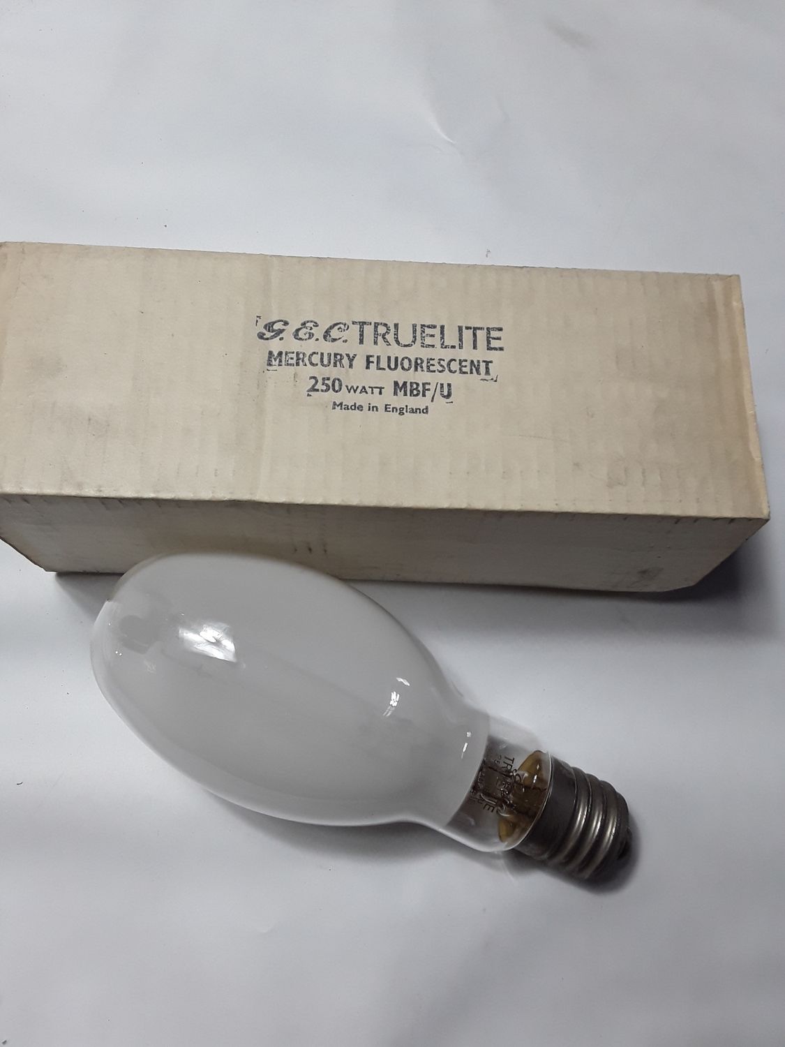 G.E.C. Truelite 250W MBF/U E40 Hochdruck-Entladungslampe Lampe England NEU OVP