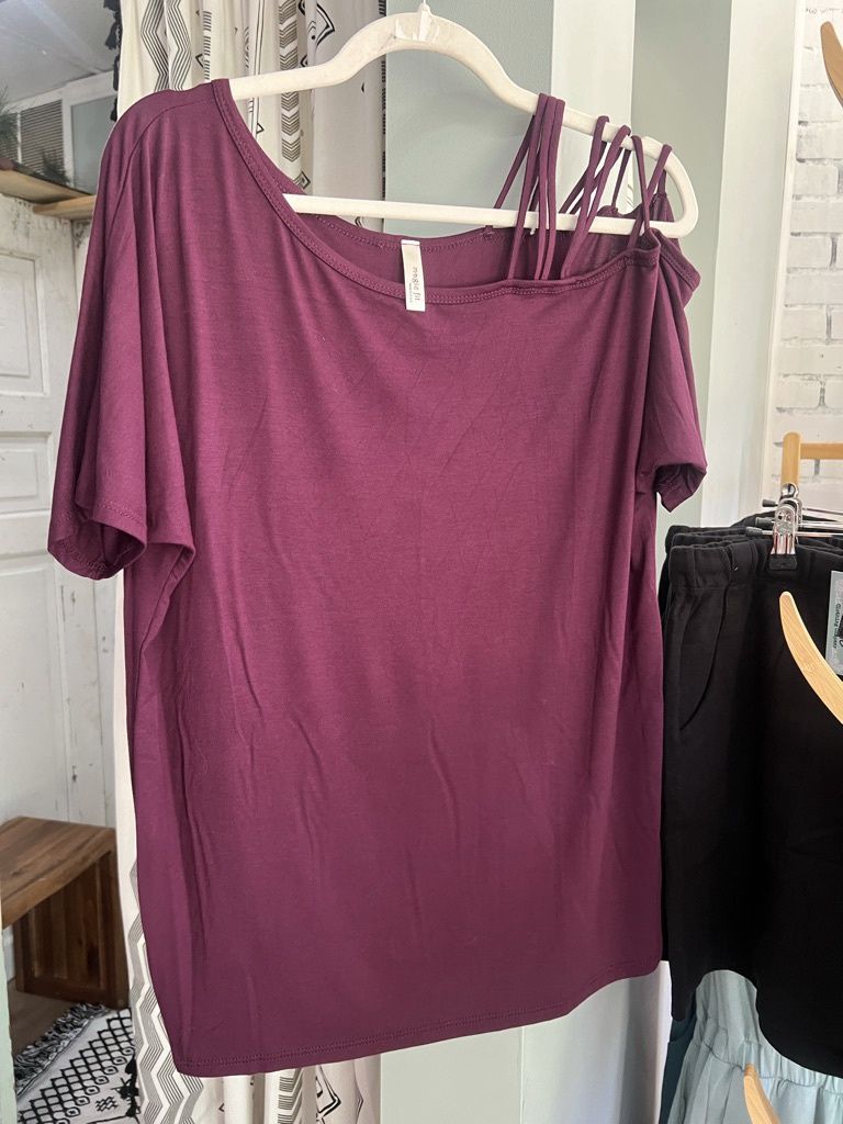 Sangria Cold Shoulder Top