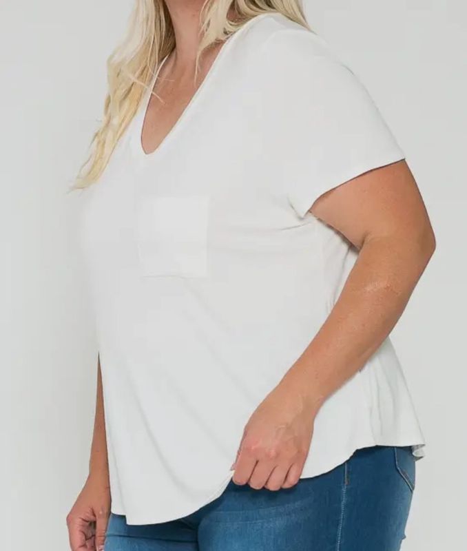 V-neck pocket tee