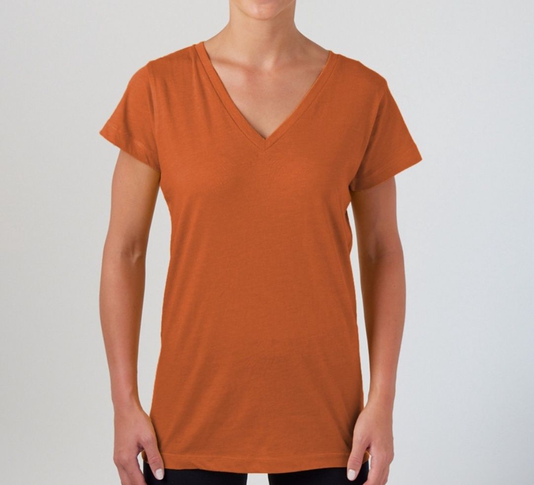 Essential V-neck Relaxed Tee