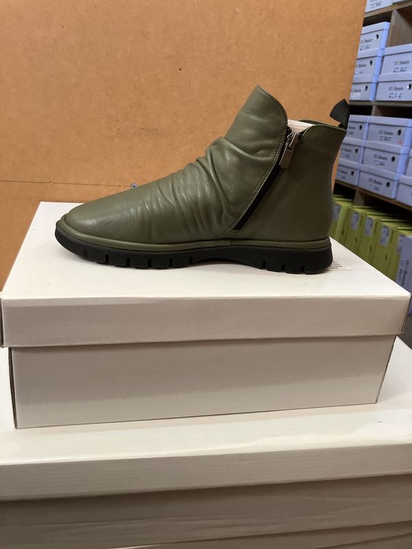 Soft Tread Bania