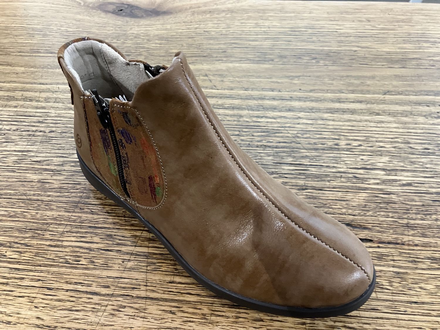 Suave Oxford
