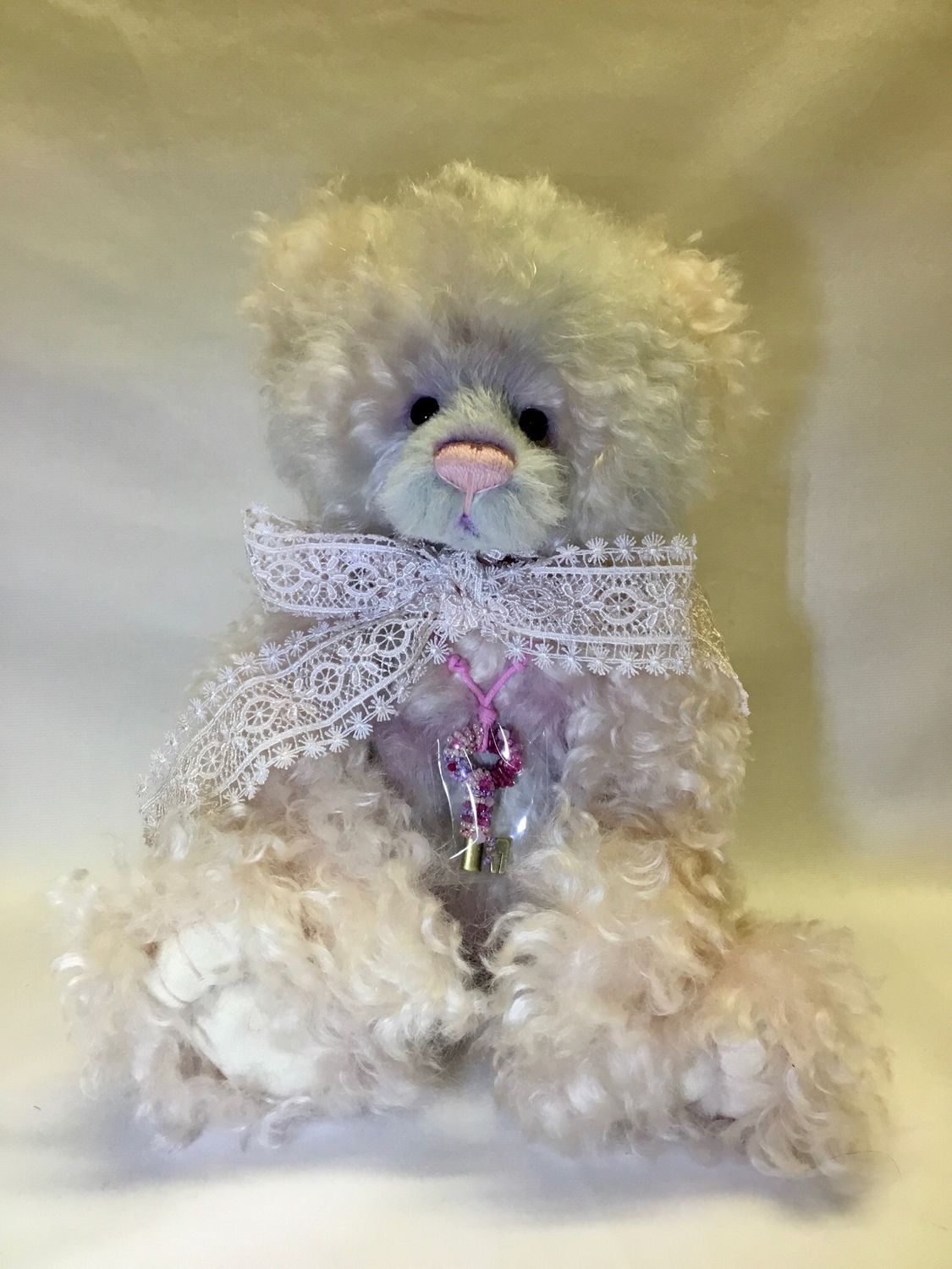 Charlie Mohair Year Bear 2023 (2)