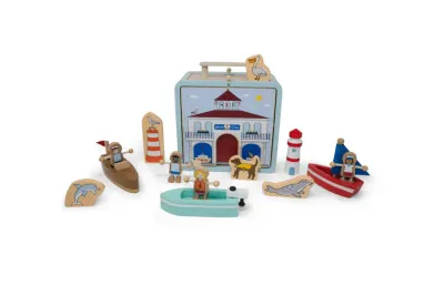 Suitcase Series: Yacht Club